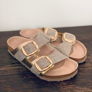 NEW *RARE* BIRKENSTOCKS BIG BUCKLE